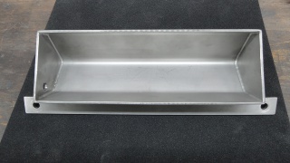 elektrolytisch entfärbt